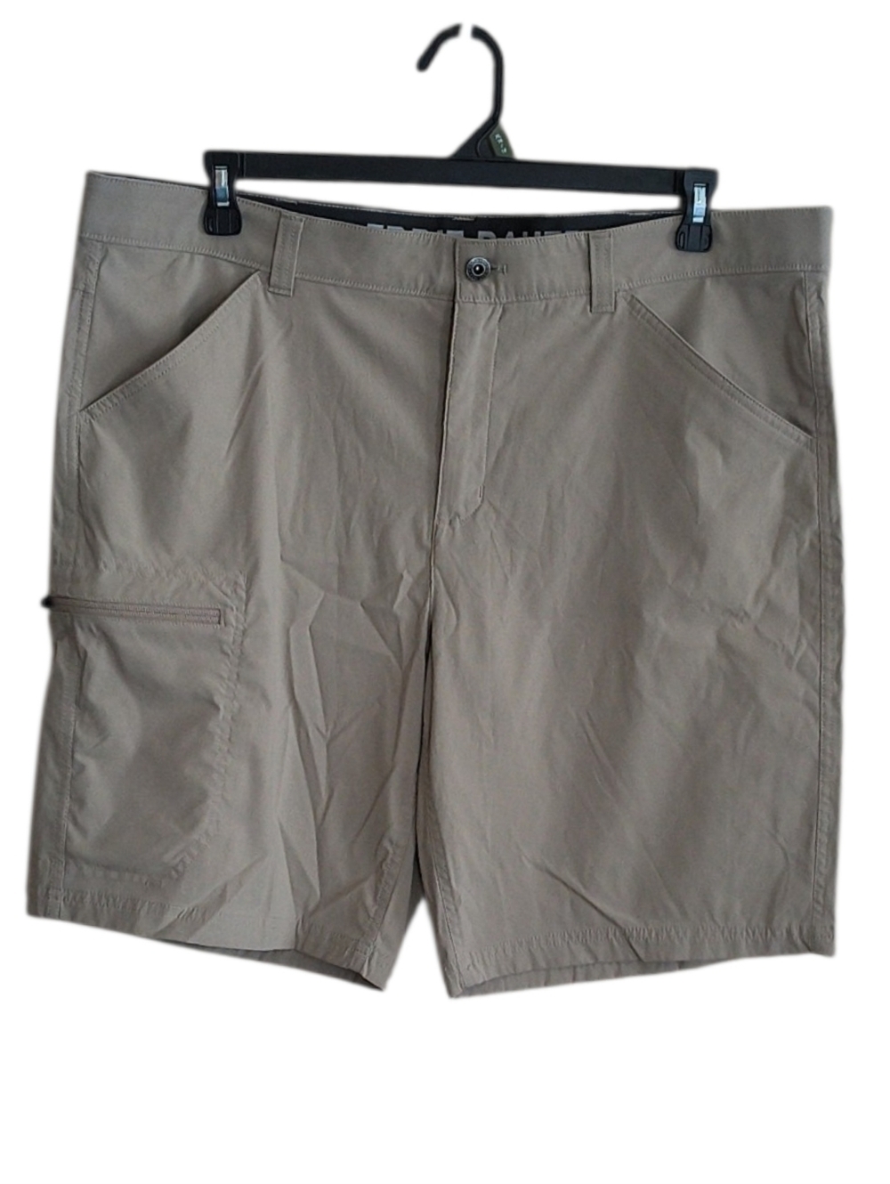 Eddie Bauer Tan Rainier Tech Shorts Size 40